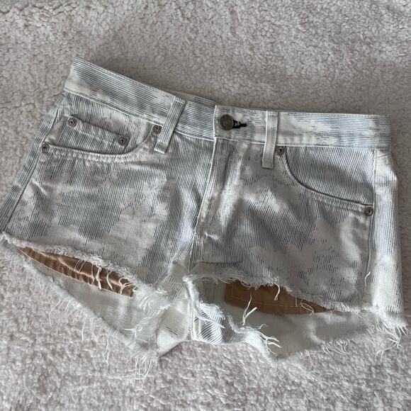 Rag & Bone Mila Kahuna Mini Jean Shorts - Picture 2 of 6